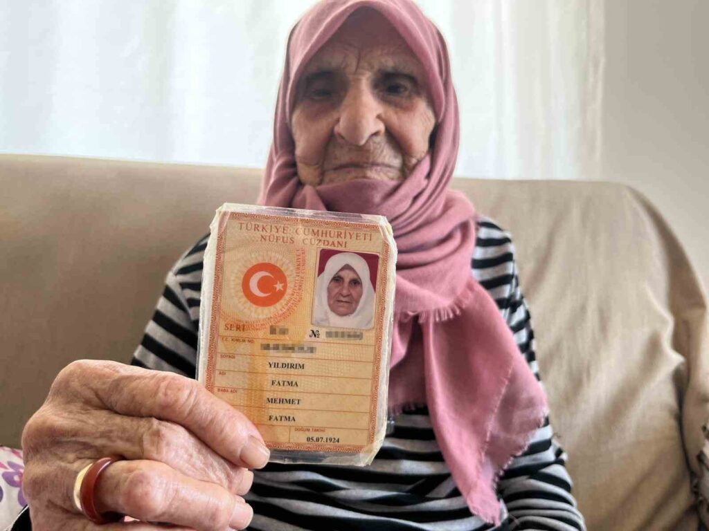 Alanya lı Fatma Nine , 101 yaşında
