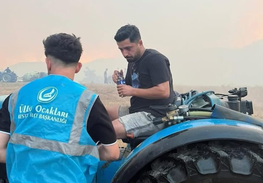 Ülkü Ocakları Bursa İl Başkanlığı’ndan Yangın Bölgesine Destek