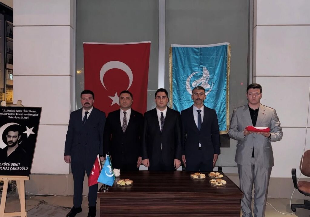 Ülkü Ocakları Menderes İlçe Başkanlığına Aziz Gülmez Atandı