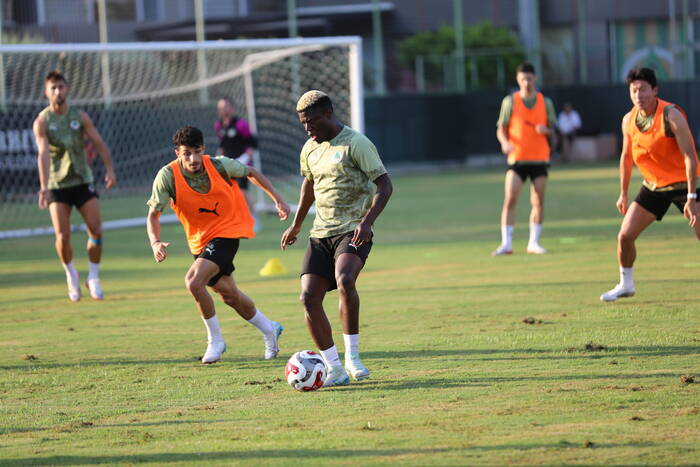 Alanyaspor, Rizespor Maçı Hazırlıklarına Başladı