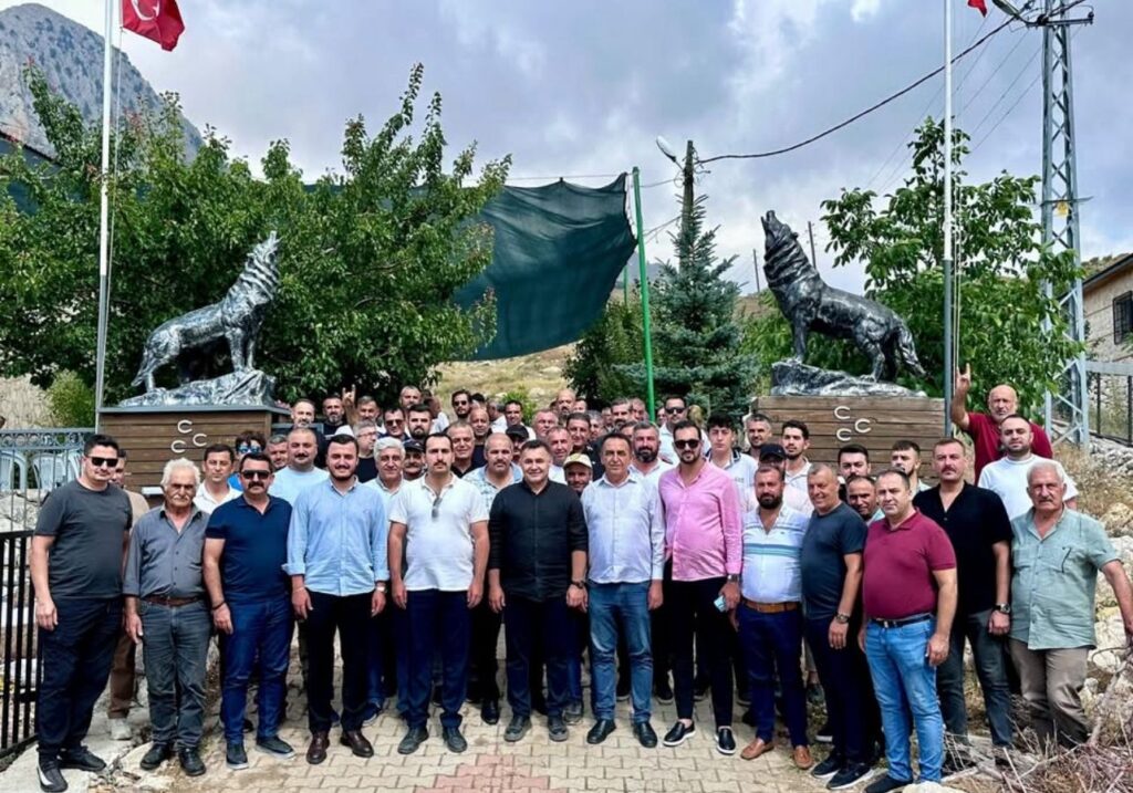 Gökbel Yaylası’nda Anlamlı Buluşma: Ülkü Ocakları Alanya İlçe Başkanlığı, Geleneksel Şenliklere Katılım Sağladı