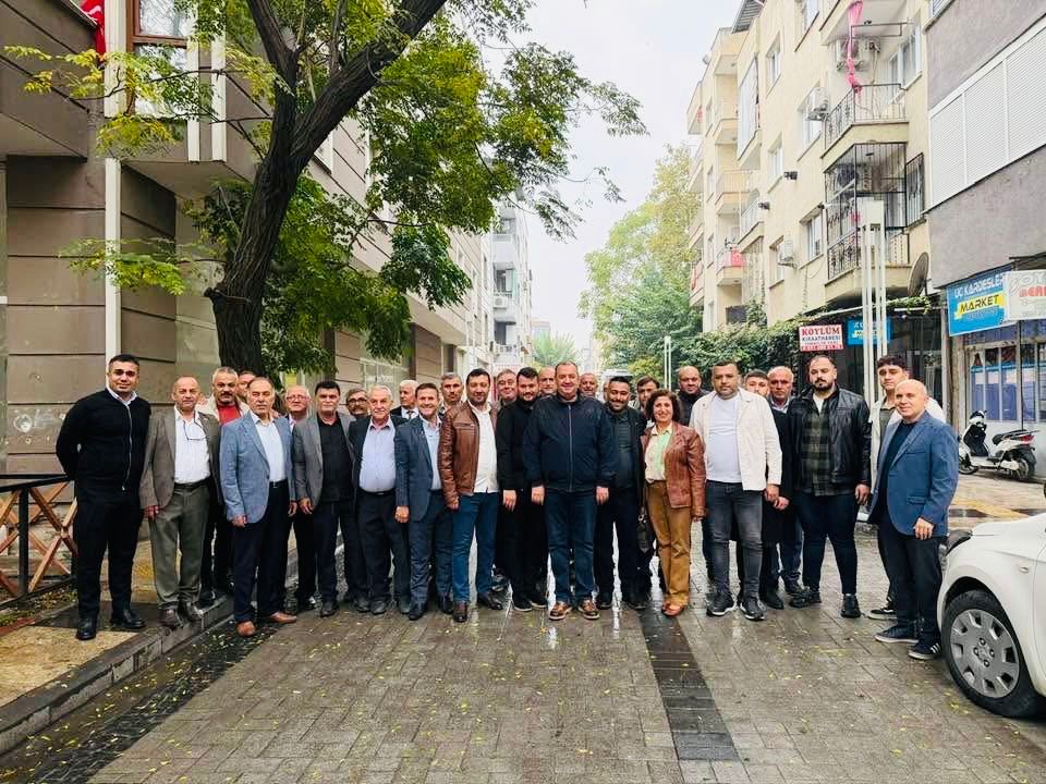 Ülkü Ocakları Turgutlu İlçe Başkanlığı’ndan Muhtarlara Anlamlı Destek