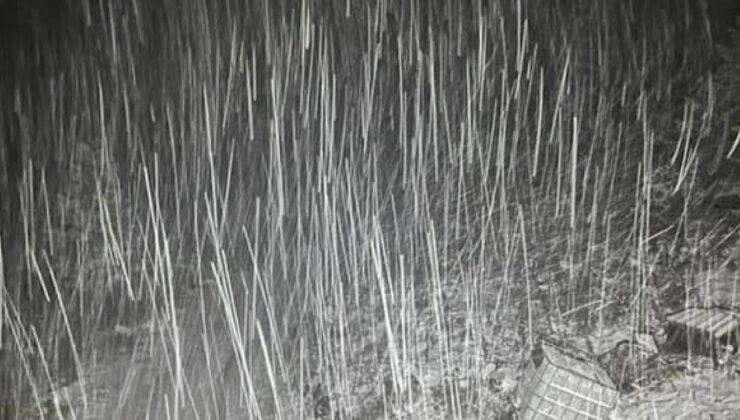 İki ilde kar sürprizi! Bir anda beyaza büründü