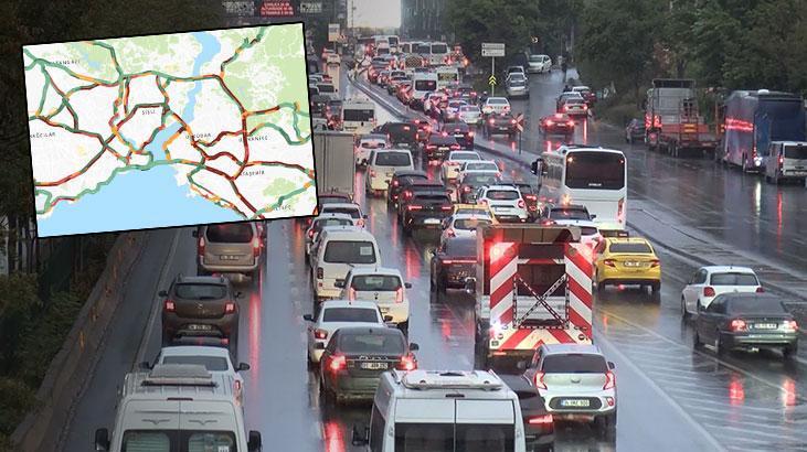 İstanbul’da yağmurun etkisi ile trafik yoğunluğu yüzde 80’i aştı
