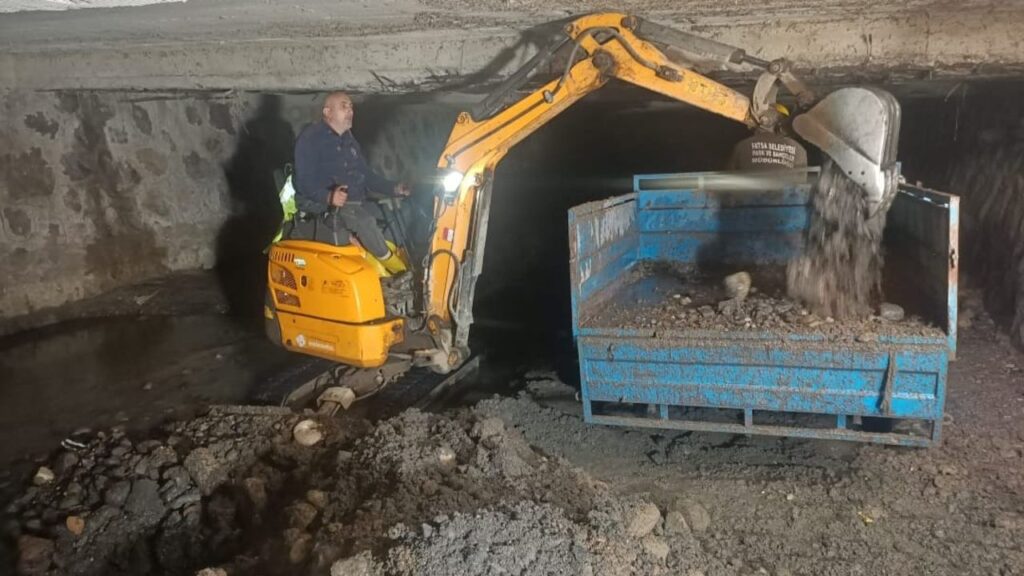 Büyükşehirden altyapıda dev temizlik seferberliği – Birlik Haber Ajansı