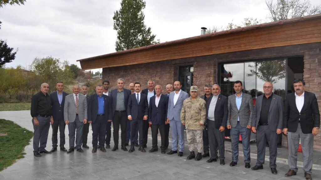 Kaymakam Demirtaş’tan Muhtarlar Günü’nde anlamlı kutlama – Birlik Haber Ajansı