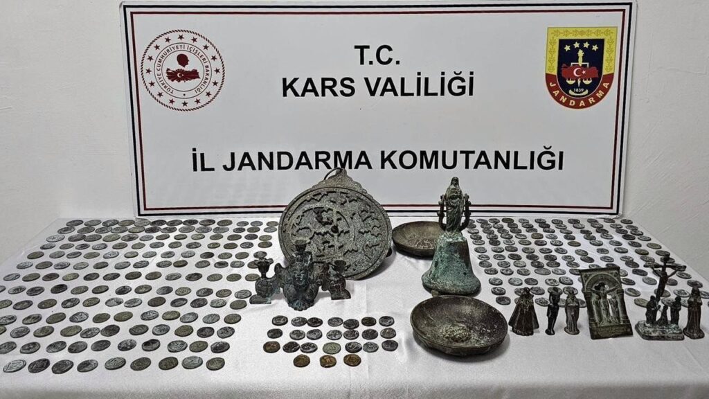 Kars’ta tarihi eser operasyonu: 5 şüpheli tutuklandı – Birlik Haber Ajansı