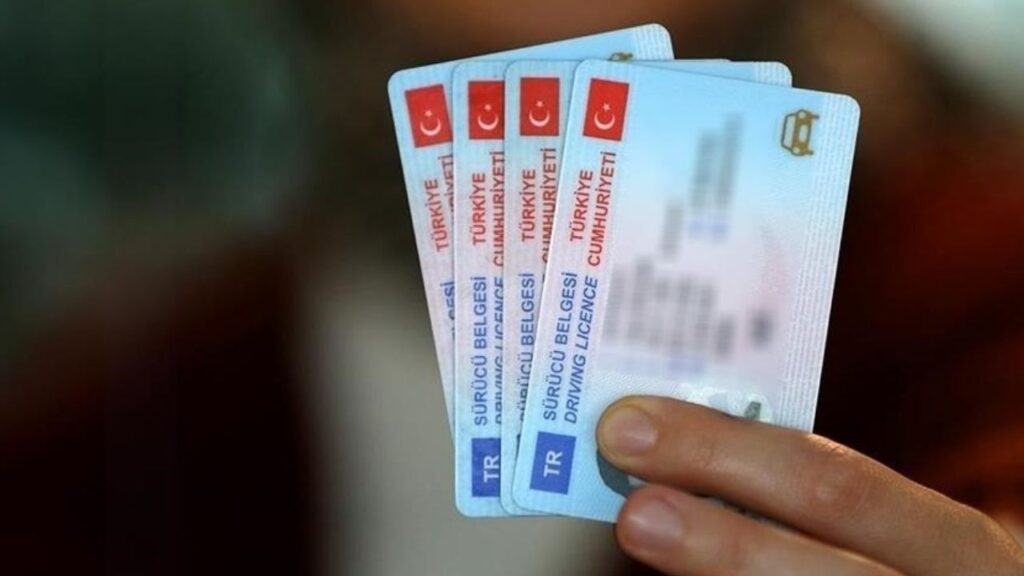 31 Ekim son fırsat: Eski ehliyet yenileme ücreti 7 bin lirayı aşacak! – Birlik Haber Ajansı