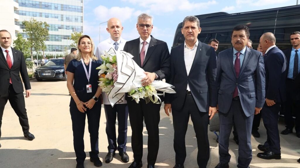 Antalya’da sağlık yatırımları hız kesmeden devam ediyor – Birlik Haber Ajansı