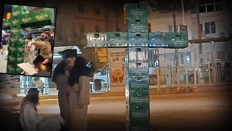 ‘Cadılar Bayramı’ kutlamalarında bira kasalarıyla haç işareti yapan 3 kişi gözaltında