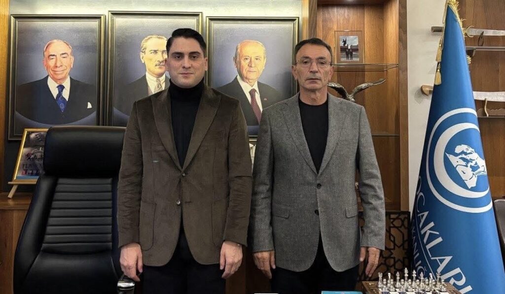 Üzeyir Çakmaktaş’tan İzmir Ülkü Ocakları’na Ziyaret