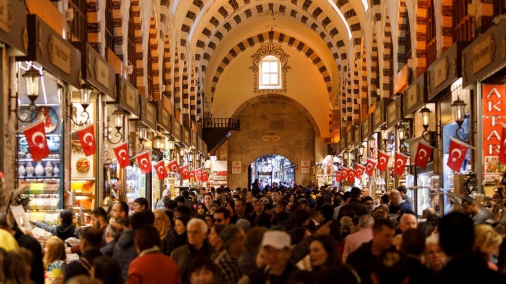 Kapalıçarşı’da dördüncü dalga kara para operasyonu: 76 gözaltı – Birlik Haber Ajansı