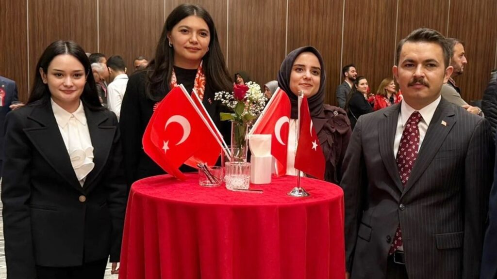 Şalpazarı Kaymakamı Trabzon’da Cumhuriyet Bayramı resepsiyonuna katıldı – Birlik Haber Ajansı