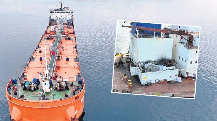 Bir Rus gemisi daha vuruldu