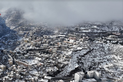 Artvin’de çığ düştü! 6 kişiden 3’ü kurtarıldı! 1 ölü