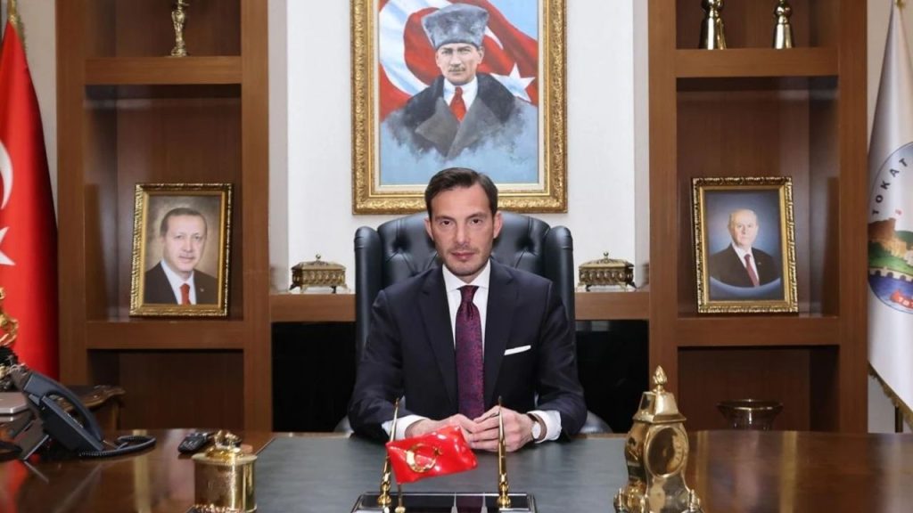 Belediye başkanının makam odasında dinleme cihazı bulundu: 2 kişi tutuklandı – Birlik Haber Ajansı