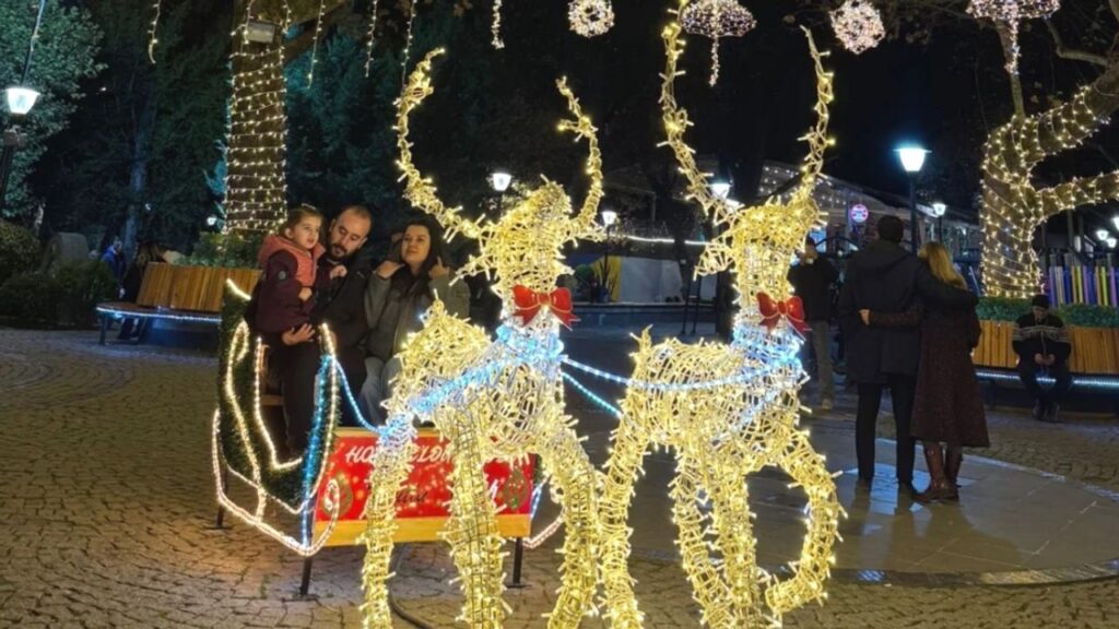 Çankaya Belediyesi ilçenin dört bir yanını ışık bahçesine çevirdi – Birlik Haber Ajansı