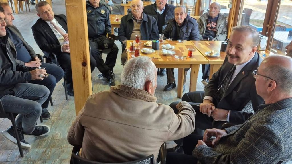 Vali Erin Eğirdir’de esnaf ve vatandaşlarla buluştu – Birlik Haber Ajansı