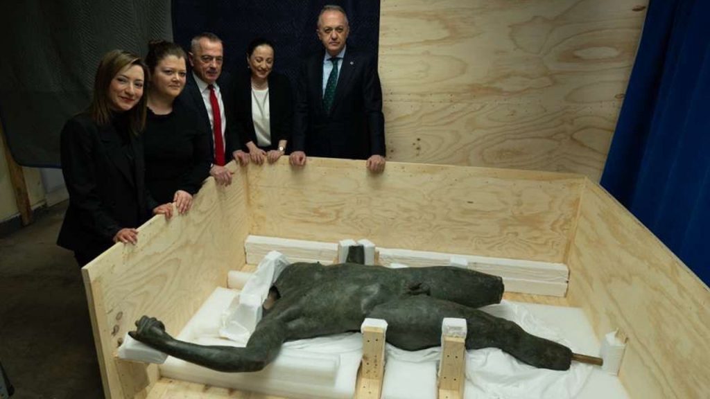 Boubon’un kayıp imparatoru Türkiye’ye dönüyor – Birlik Haber Ajansı