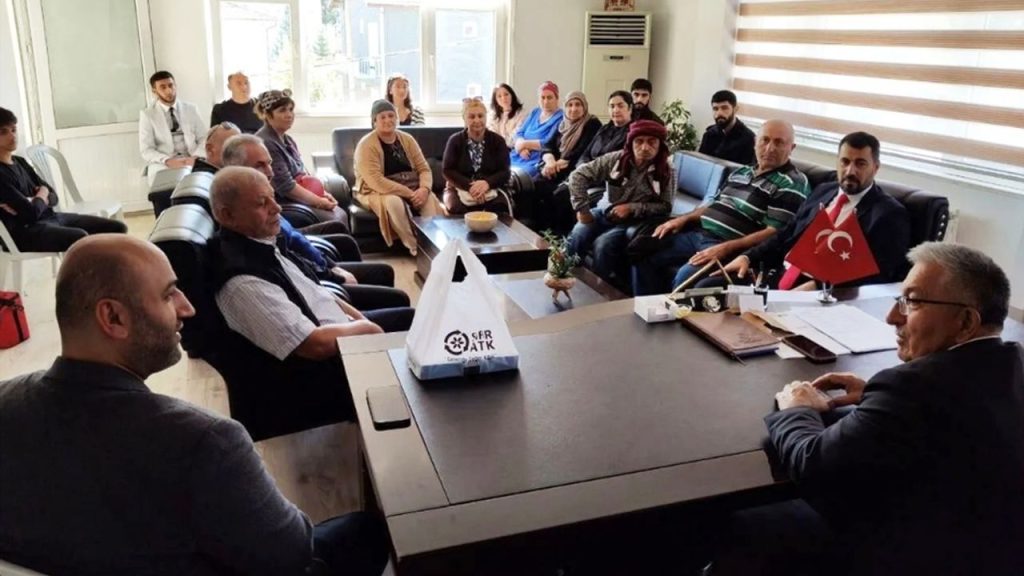 Ahıska Türkleri Aksu’ya yerleşiyor: Hayvancılık ve mobilya alanında yatırım yapacaklar – Birlik Haber Ajansı