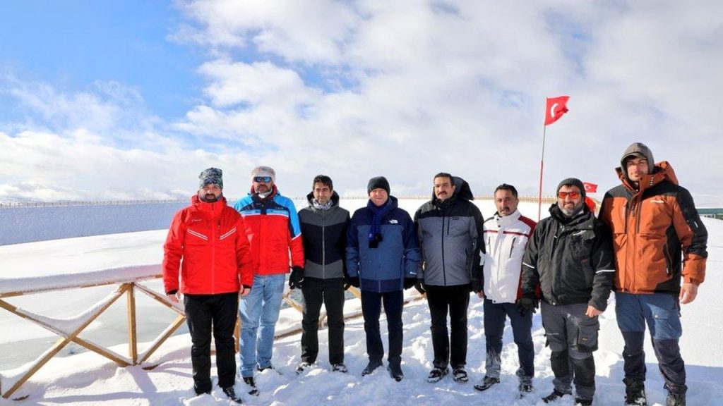Vali Ziya Polat, Sarıkamış Kayak Merkezi’ndeki Suni Karlama projesini inceledi – Birlik Haber Ajansı