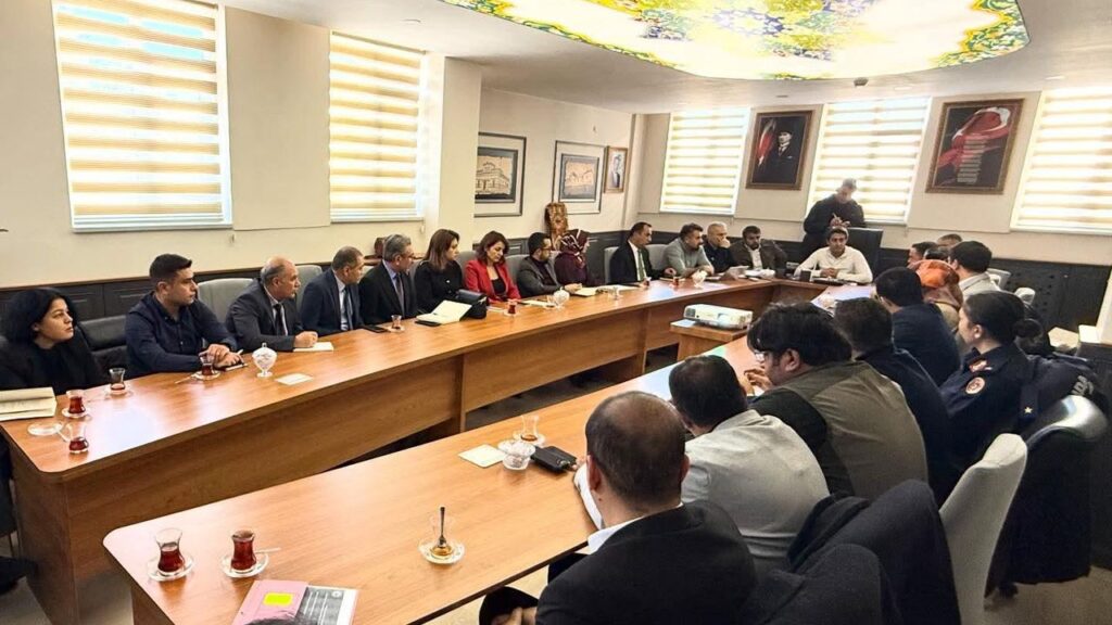 Sarıkamış’ta büyük anma öncesi kritik toplantı: “Türkiye Şehitleriyle Yürüyor” – Birlik Haber Ajansı