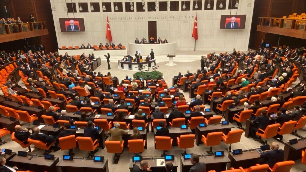 AK Parti’nin TBMM’deki milletvekili sayısı 275 oldu – Birlik Haber Ajansı