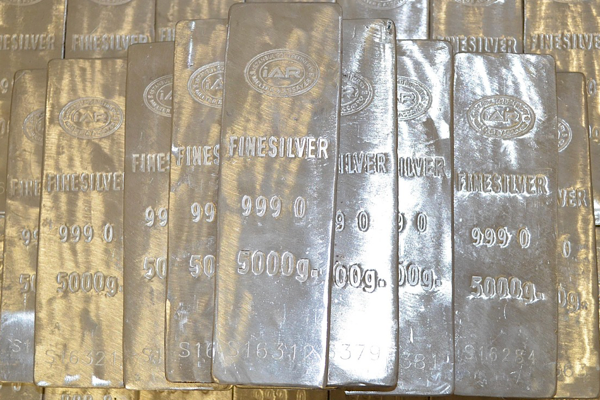 Gümüş fiyatları jeopolitik gerilimle yükseldi