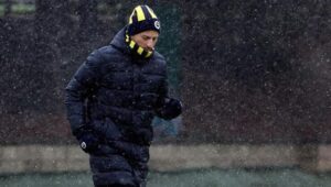 Fenerbahçe, Beyoğlu Yeni Çarşı FK maçının hazırlıklarına başladı