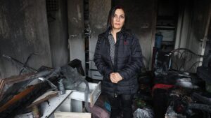 Depremde evi yıkıldı, yeni yuvası alevlere teslim oldu! ‘İkinci felaketi yaşıyoruz