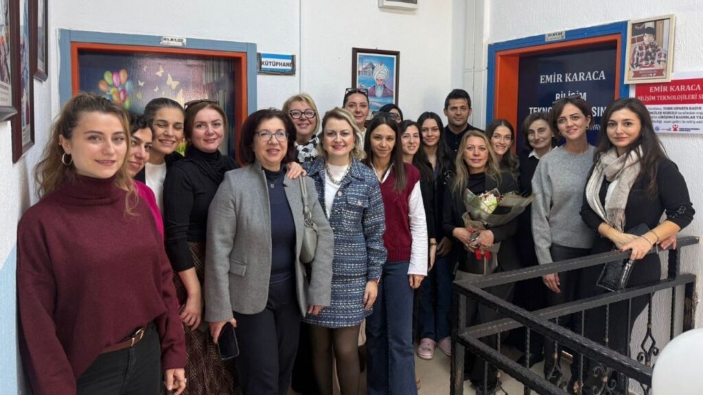 Yılbaşı pazarı geliri eğitime dönüştü – Birlik Haber Ajansı