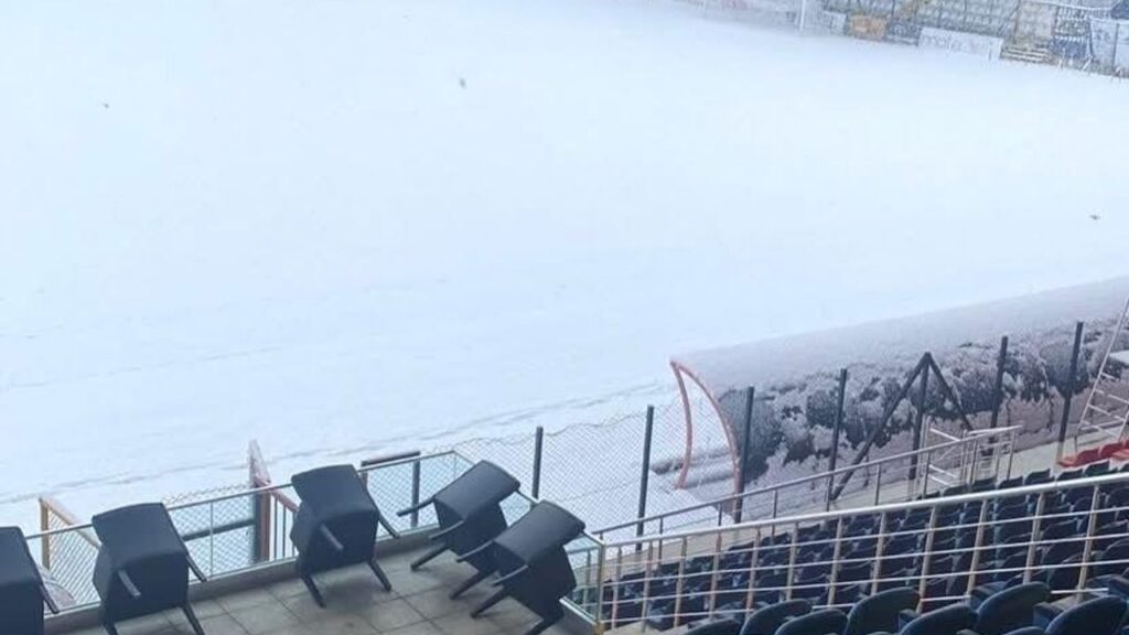 Yoğun kar maçı iptal ettirdi – Birlik Haber Ajansı