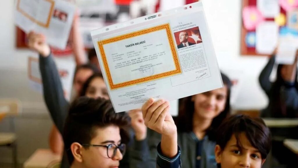 Okullarda yarıyıl tatili başlıyor: Yaklaşık 18 milyon öğrenci karne alacak – Birlik Haber Ajansı