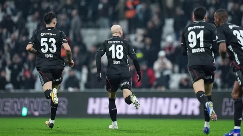 Beşiktaş, Dolmabahçe’de Geri Döndü | Siyah-Beyazlılar Konyaspor’u 2-1 Mağlup Etti