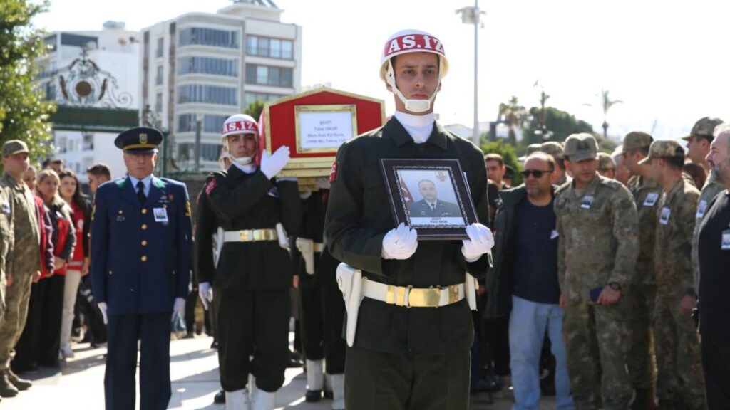 Şehit Talat Okur Hatay’da son yolculuğuna uğurlandı – Birlik Haber Ajansı